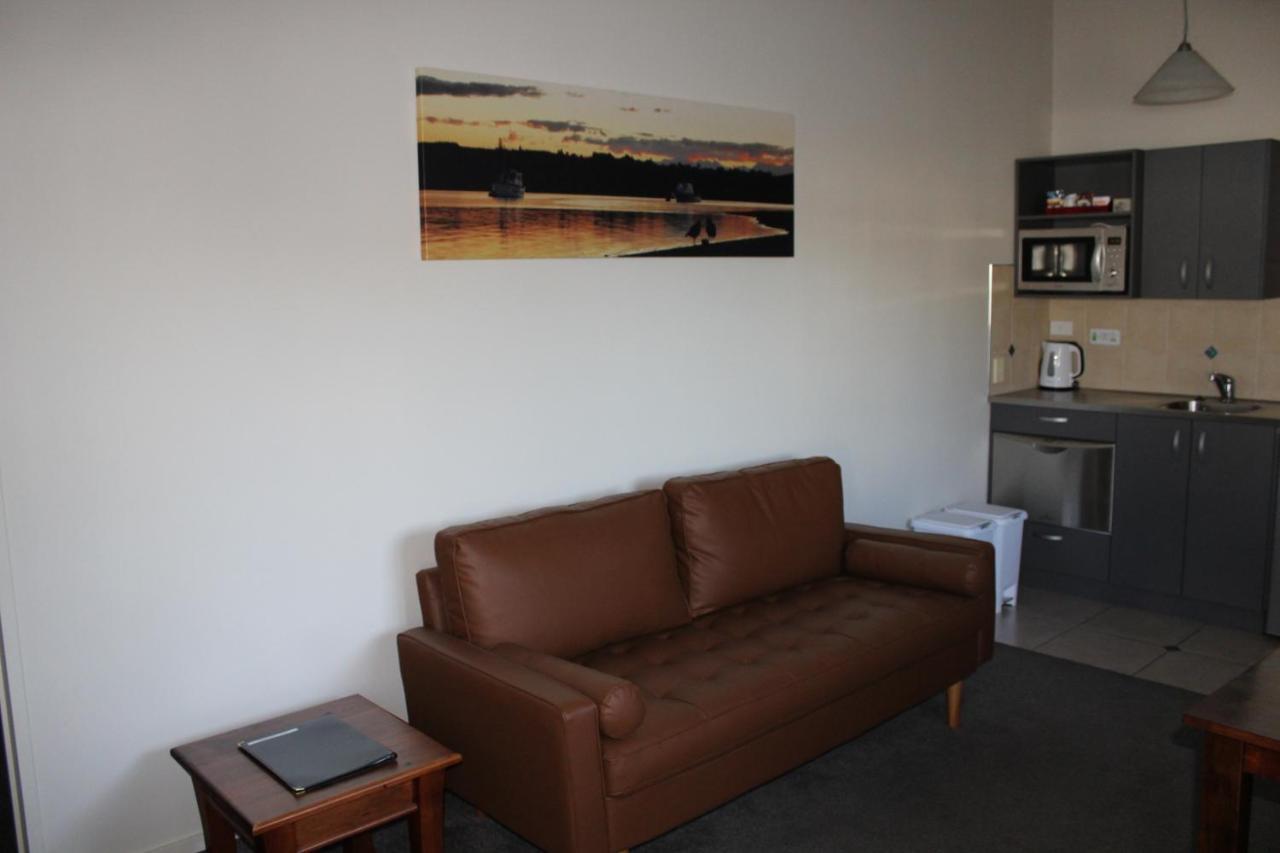 Gladstone Motel Richmond Extérieur photo